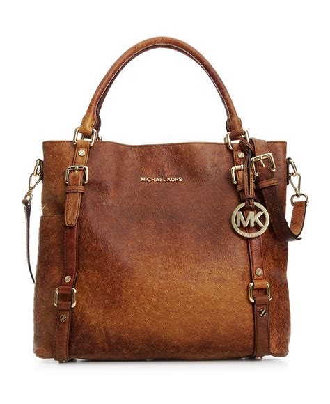 michael kors malas outlet|Michael Kors handbags clearance outlet.